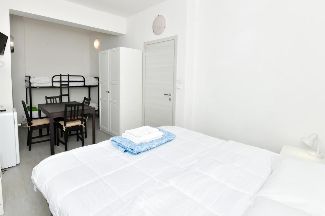 A San Lazzaro Rooms ซานลาซโซโร ดี ซาเวนา ภายนอก รูปภาพ