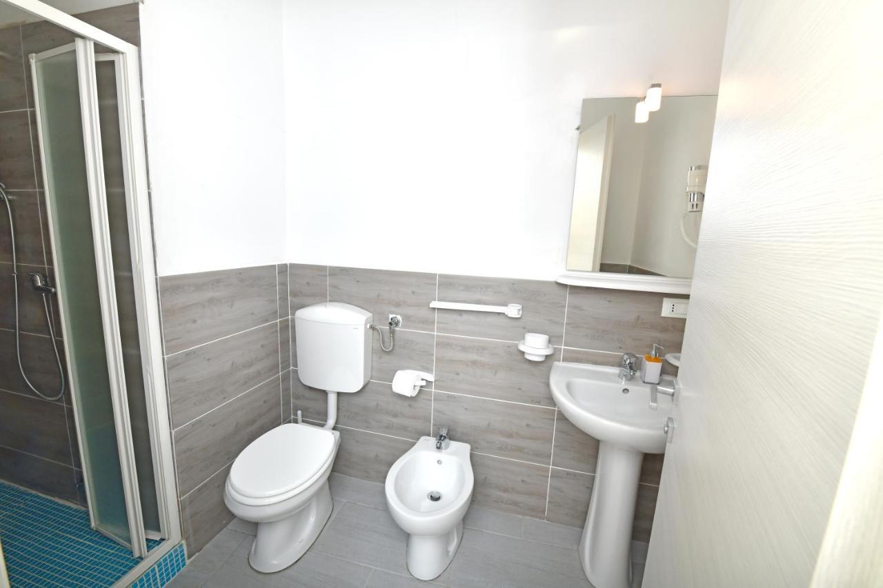 A San Lazzaro Rooms ซานลาซโซโร ดี ซาเวนา ภายนอก รูปภาพ