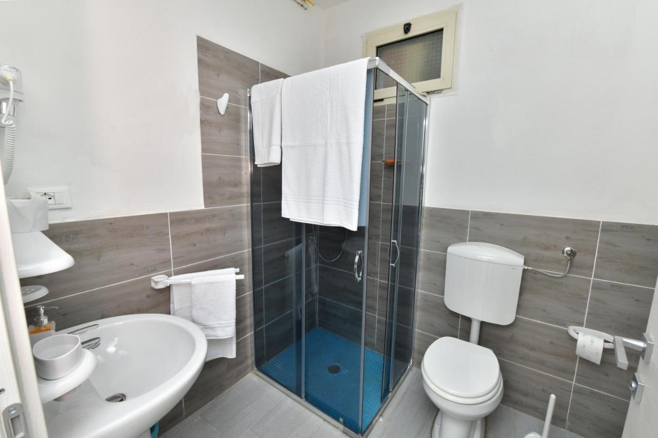 A San Lazzaro Rooms ซานลาซโซโร ดี ซาเวนา ภายนอก รูปภาพ
